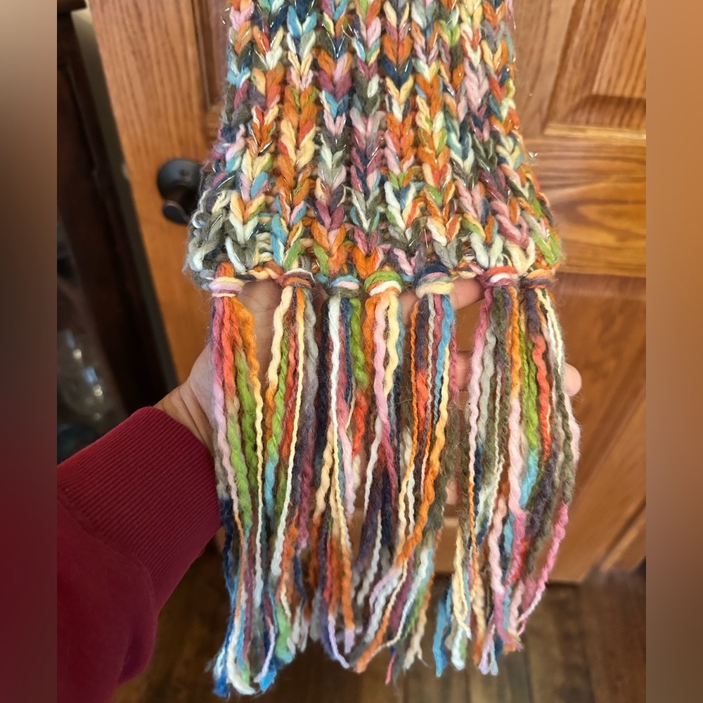 Handmade Multicolor Knit Scarf - Picture 4 of 5